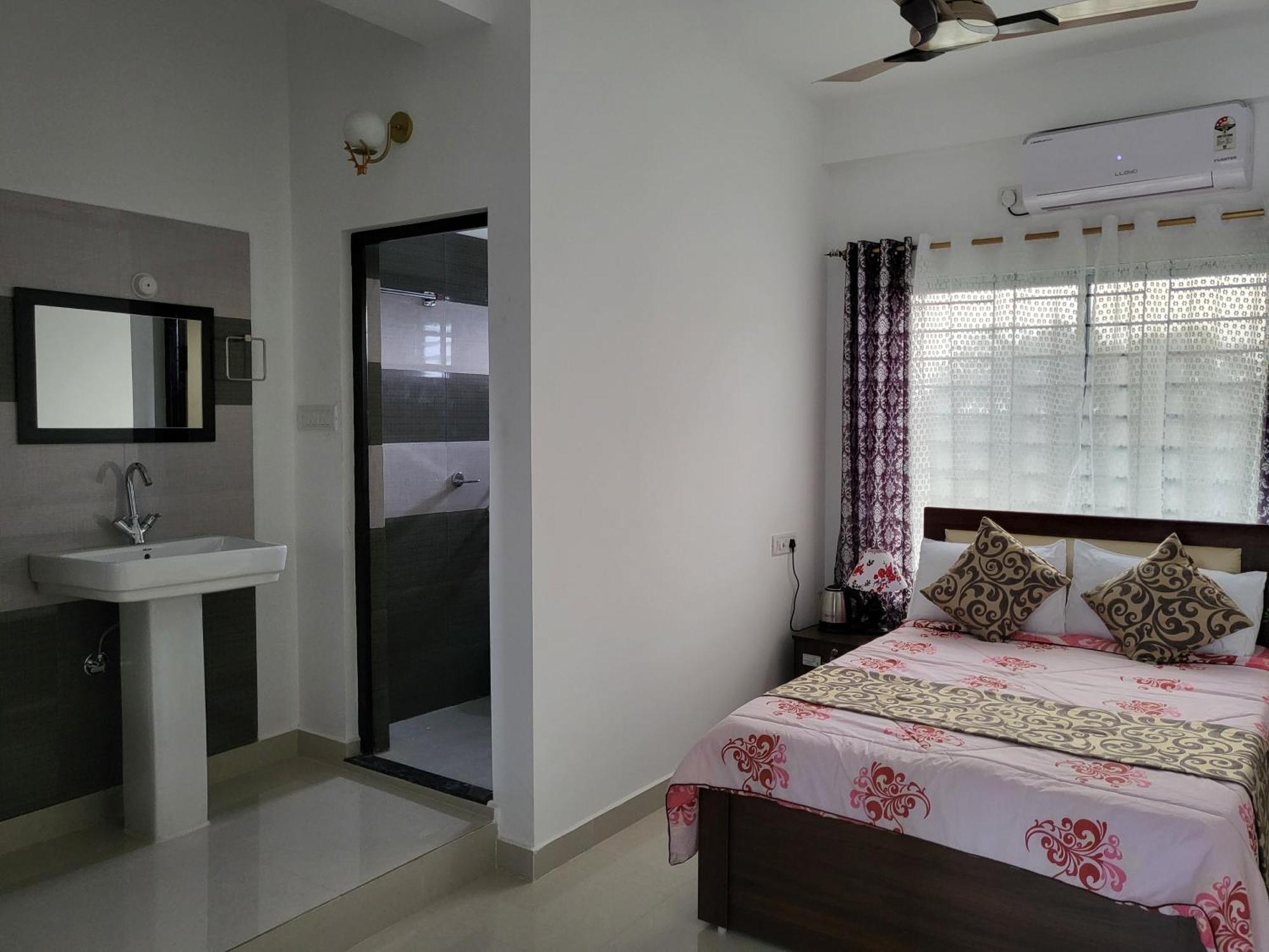 Hebron Haven Homestay *